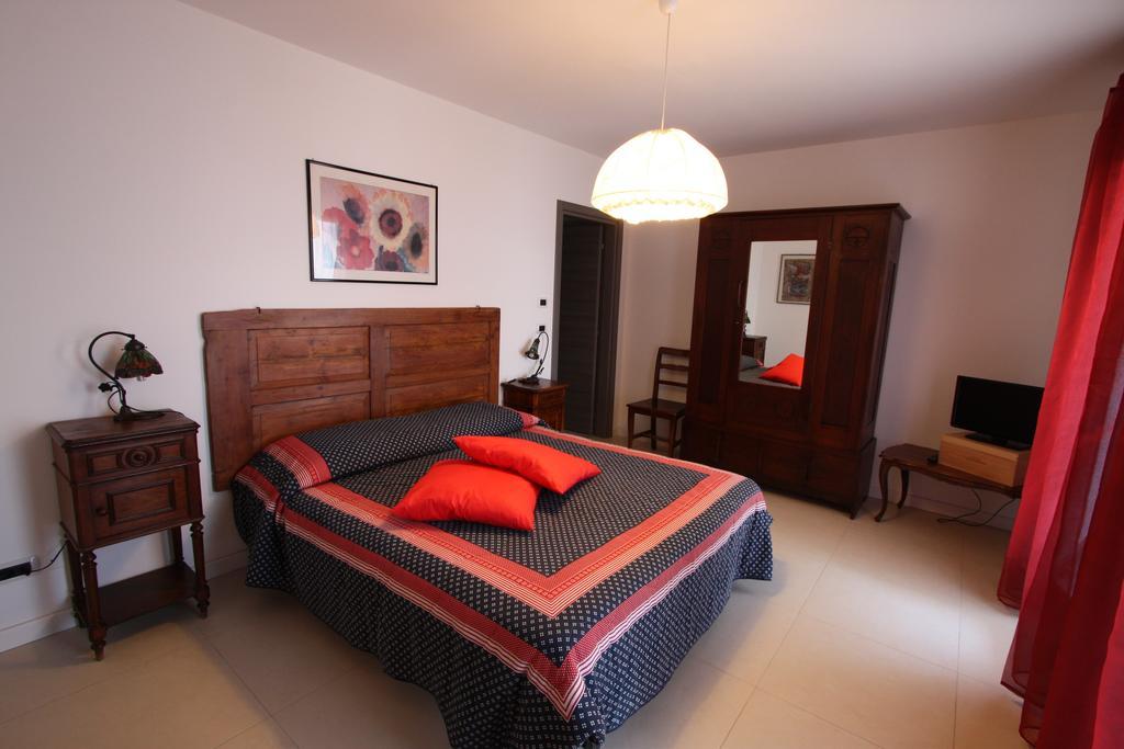 Isera B&B Le Tre Chiavi المظهر الخارجي الصورة